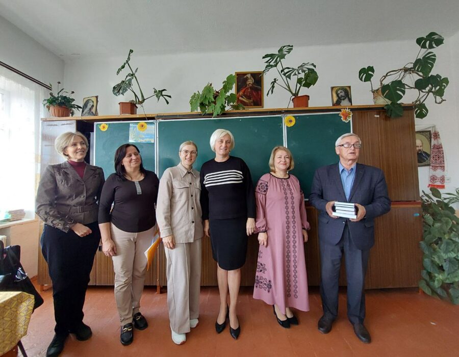 photo_5312505406054059240_y