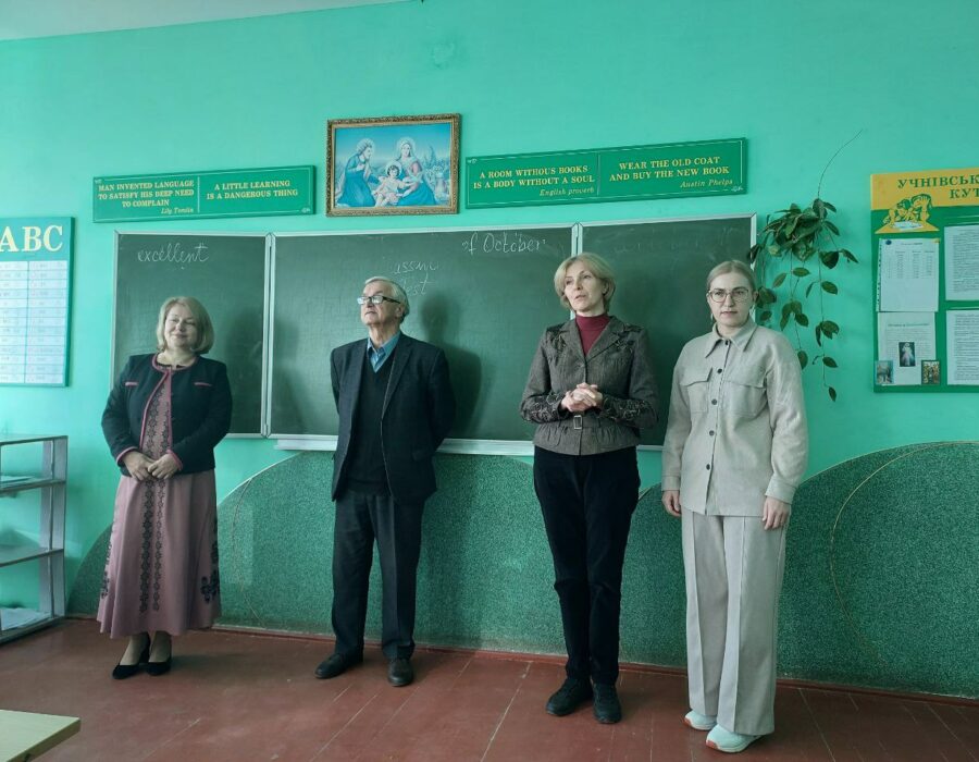 photo_5319228159448699037_y