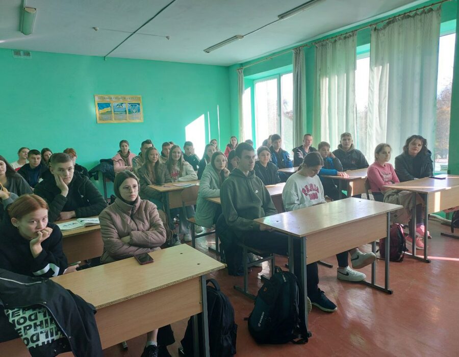 photo_5319228159448699038_y